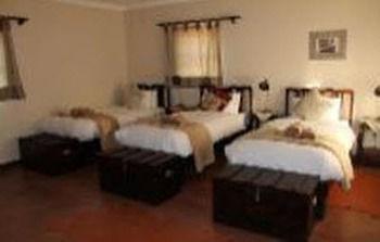 Klein-Aus Vista Desert Horse Inn מראה חיצוני תמונה